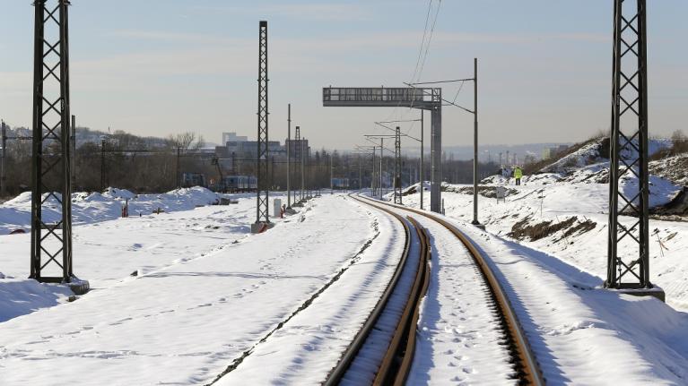Optimalizace traťového úseku „Praha Hostivař – Praha hl. n., II. část“ pokračuje, aktuálně se nejvíce mění železniční stanice Vršovice