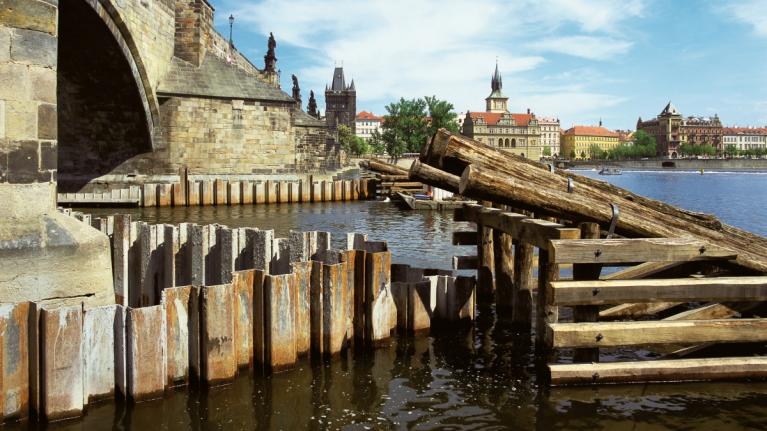 Mosty, lodě, haly, přehrady – ocel z Ostravy má široké uplatnění