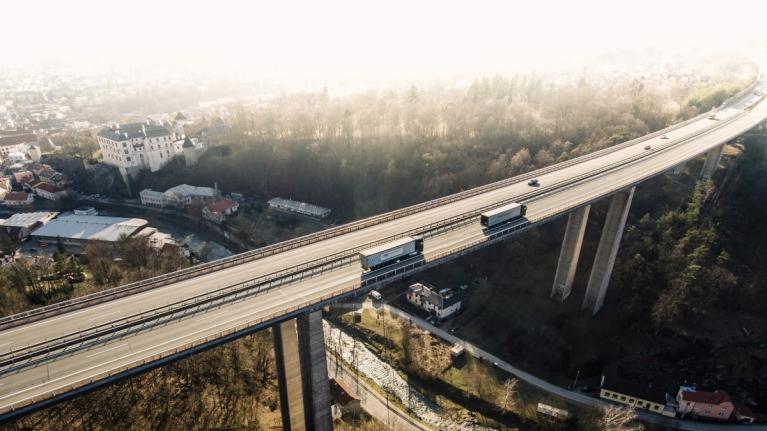 Metrostav Infrastructure a.s. zprovozní úsek D1 s mostem Vysočina v téměř dvoutýdenním předstihu