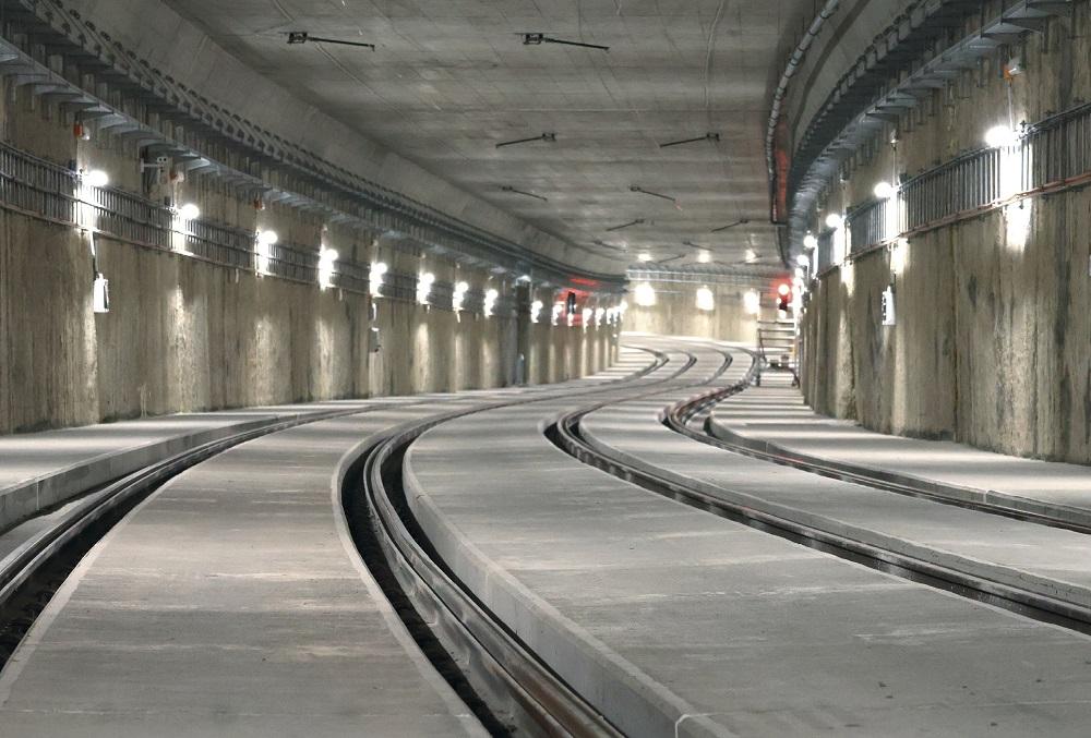 Tunel s tramvajovou tratí.