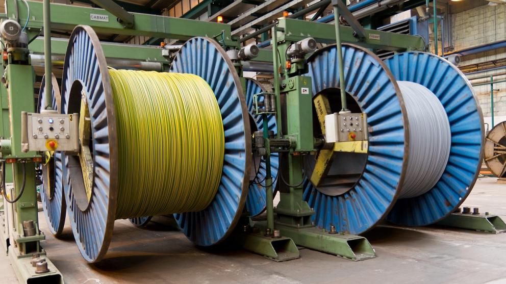 Výroba kabelů je obor s budoucností. Foto: Prakab